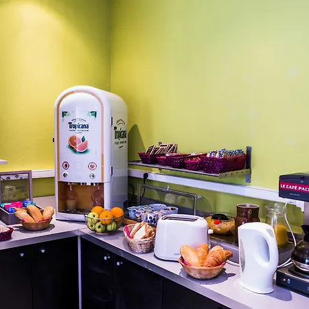 - La Closeraie Aparthotel Lourdes