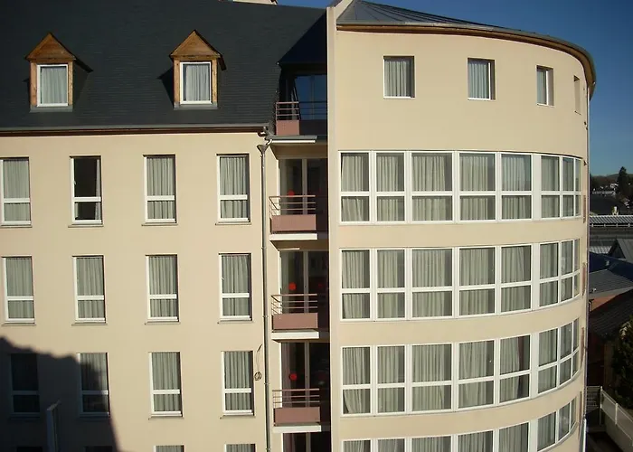 - La Closeraie Lourdes