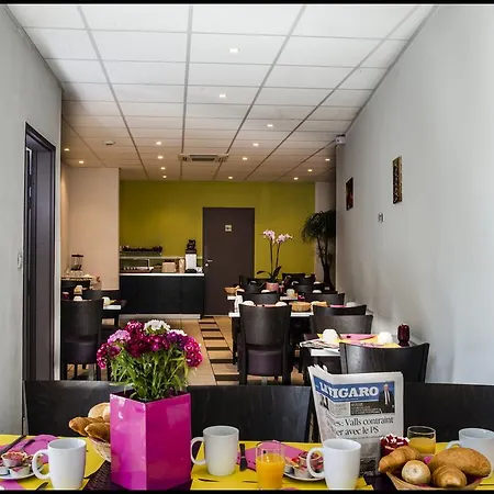 - La Closeraie 3* Lourdes