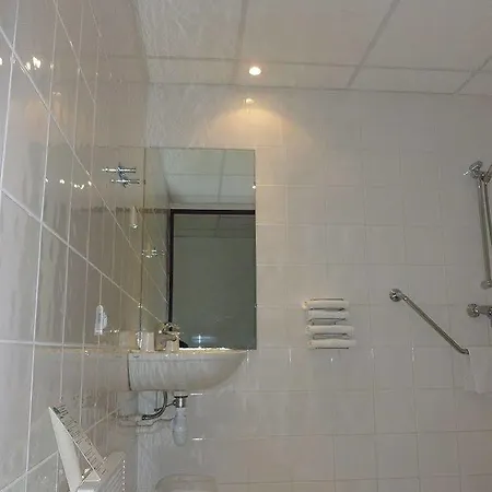 - La Closeraie 3* Lourdes