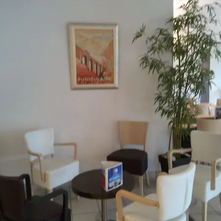 - La Closeraie Aparthotel