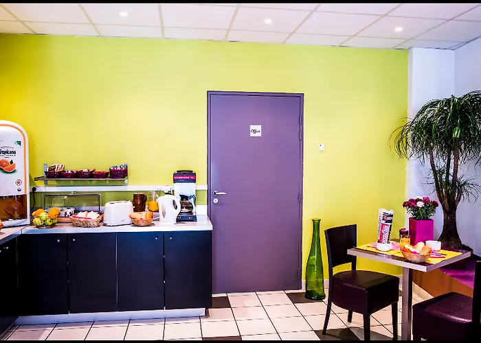 - La Closeraie Lägenhetshotell